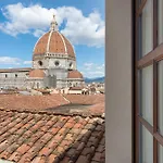 Palazzo Pazzi Vitali Luxury Apartments In Florence